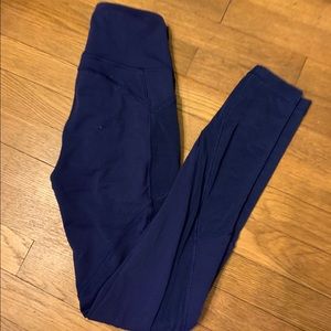 Lululemon navy leggings sz 4